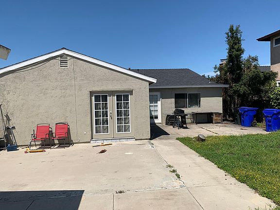 5th image of 939 Orchid Way
