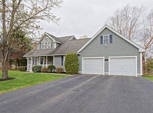 56 Red Barn Rd, Holden, MA 01520