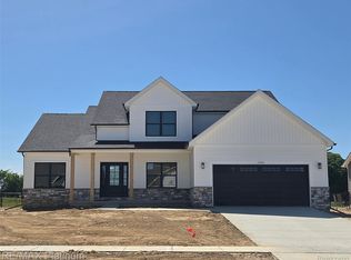 13150 Westwinds Dr, Linden, MI 48451