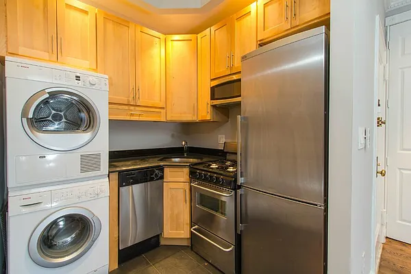 Rented by Centennial Properties NY | media 17