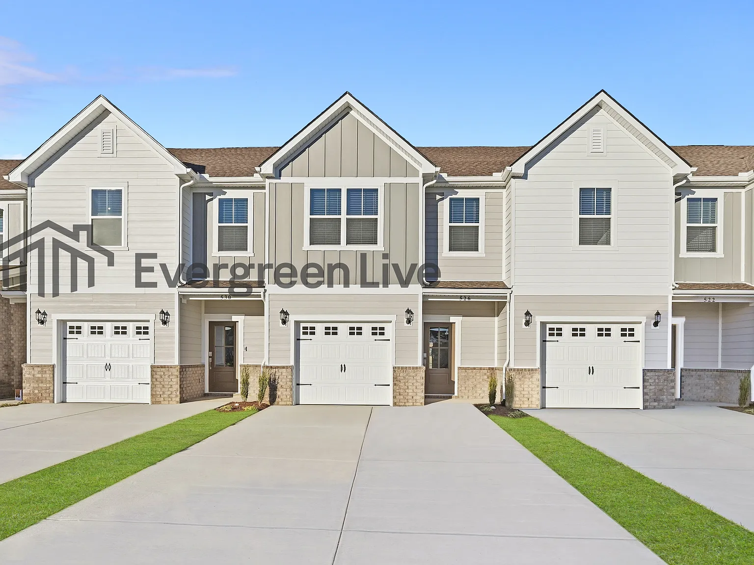 3 bed, 2.5 bath, 1687 sqft, $1,995 — Photo 1