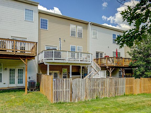 4th image of 16003 Greymill Manor Dr