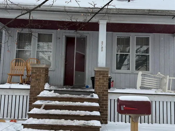 5795 Lawndale St, Detroit, MI 48210