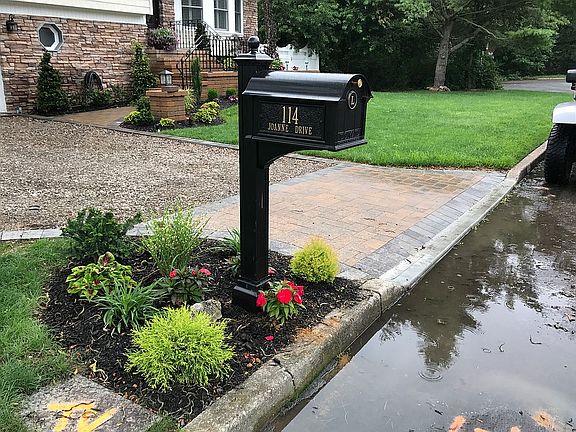 4th image of 114 Joanne Dr