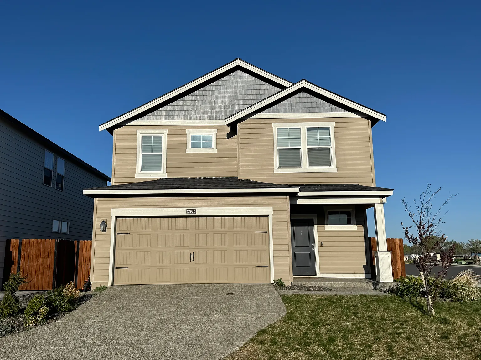 2902 Longhorn Loop — Photo 1
