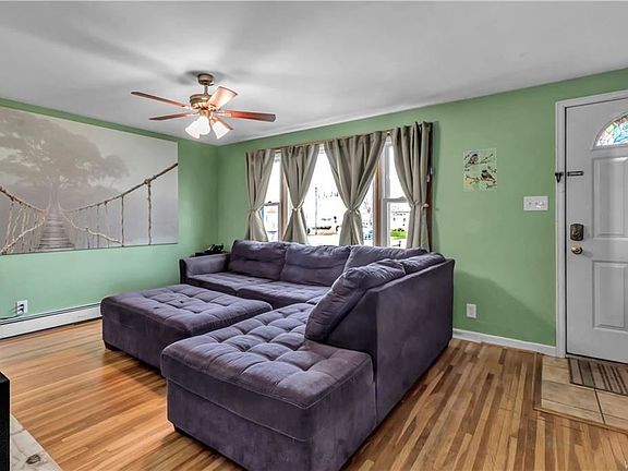 5th image of 12 Yvonne Ave
