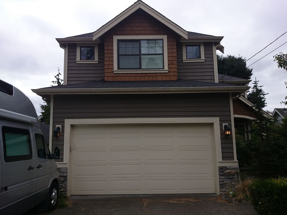 2nd image of 6819 28th Ave NE