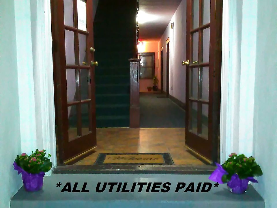 1st image of 623 E Broadway APT 3