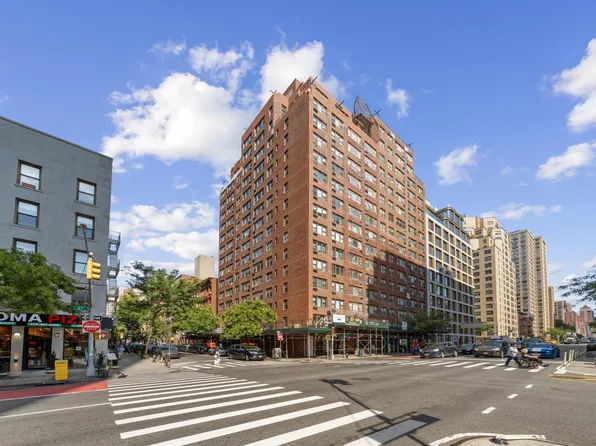 245 East 24th Street image 19 of 19