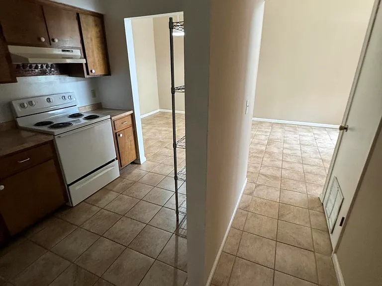 4751 San Jose Manor Dr W #1 — Photo 13