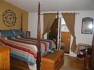 5th image of 8614 15th St NE