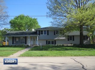 403 E Church St, Minooka, IL 60447