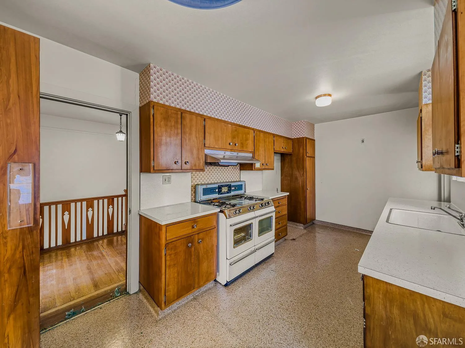 3730 Divisadero St - Photo 9