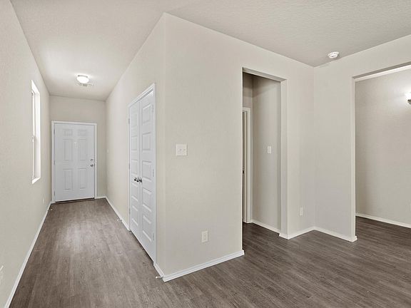 2nd image of 5138 Sandstone Way