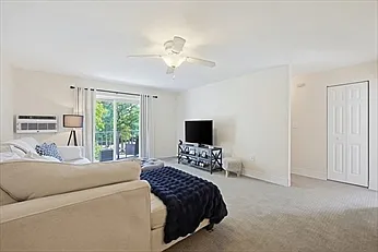 46 Greentree Ln #47 — Photo 3