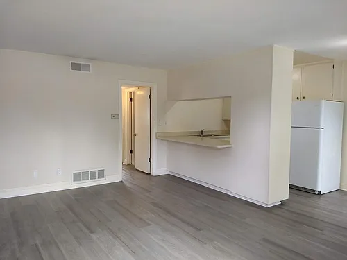 4804 Del Amo Blvd #5 Photo 1