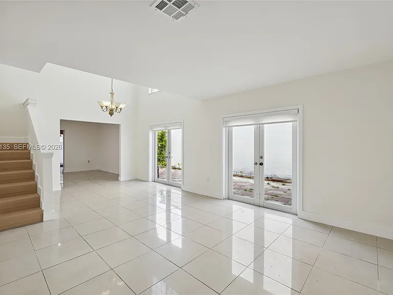 15131 SW 58th St — Photo 3