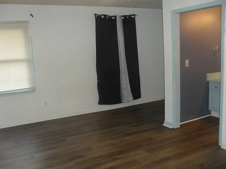 Booth Ct SW — Photo 6