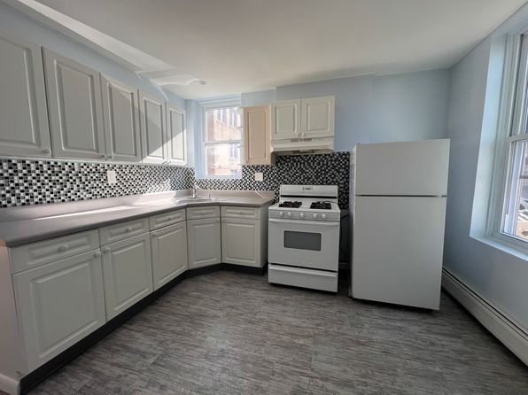 1101 43rd St APT 1