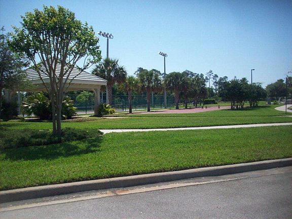 5th image of 193 S Riverwalk Dr