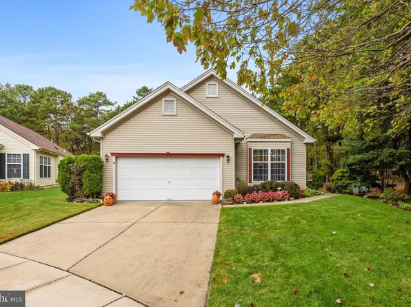 35 Dutchess Ct, Southampton, NJ 08088