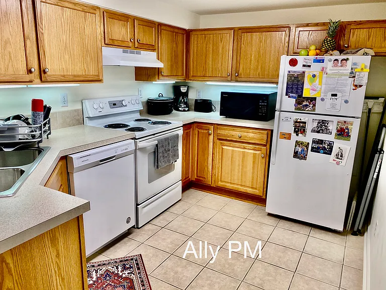 925 Henry Ave #B-1-1 — Photo 11