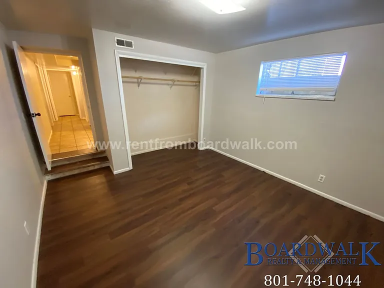2527 E Valley View Ave — Photo 15