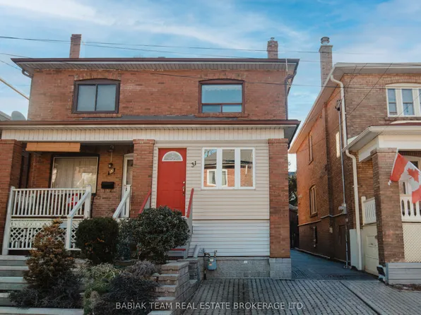 31 Runnymede Rd, Toronto, ON M6S 2Y1
