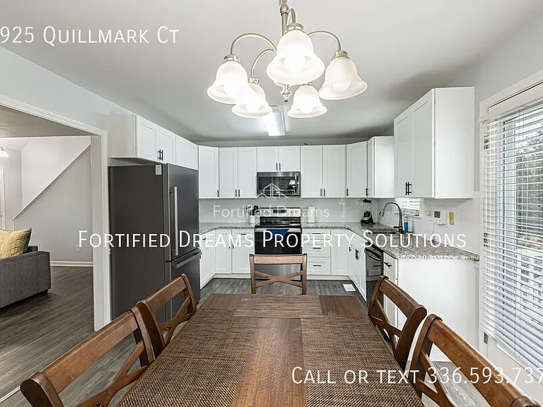 3925 Quillmark Ct — Photo 6
