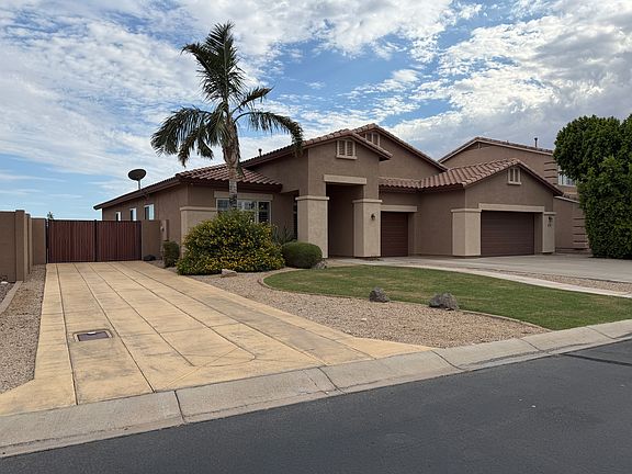 5th image of 9809 W Bent Tree Dr