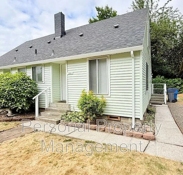 3110 Thompson Ave — Photo 18