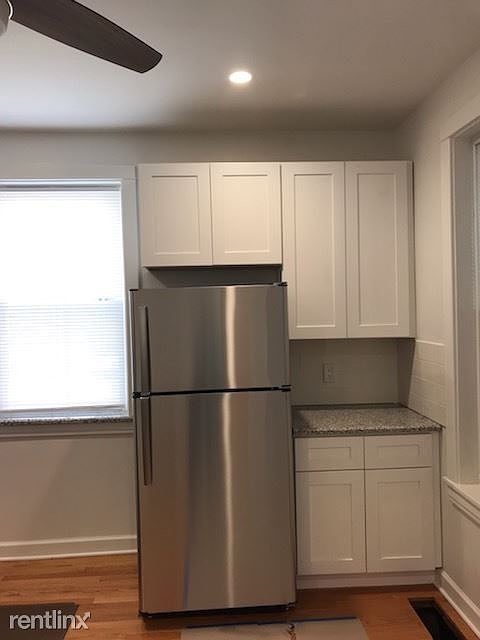 1st image of 3755 N Oakley Ave
