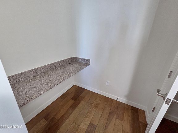 5th image of 1 E LEXINGTON Avenue #701