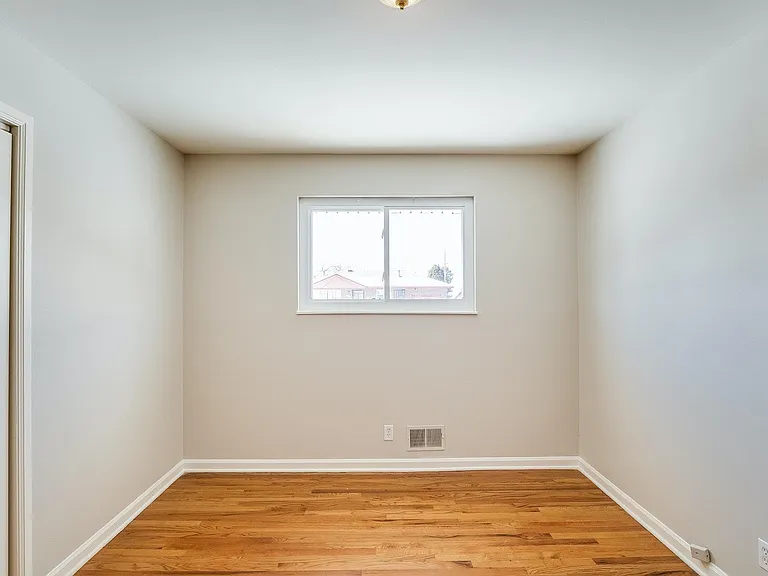 11272 Lafayette St — Photo 9