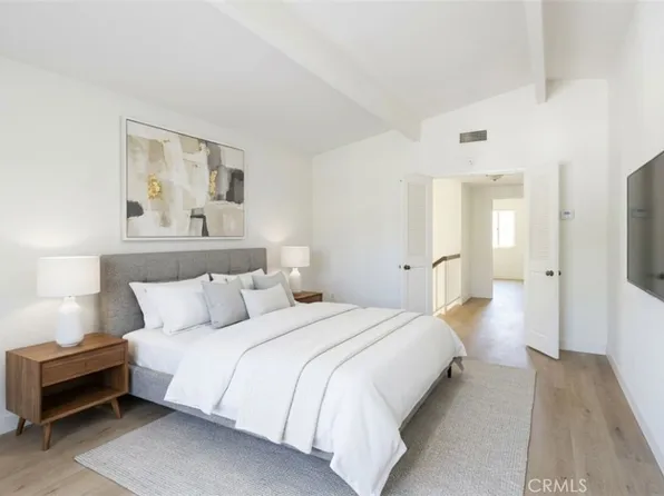 4157 Aleman Dr, Tarzana, CA 91356