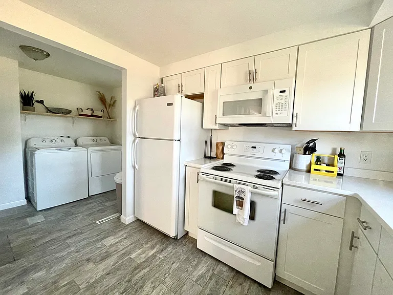 20 Emanual Dr — Photo 11