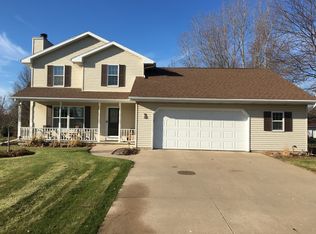 N1443 Keimar Ct, Greenville, WI 54942
