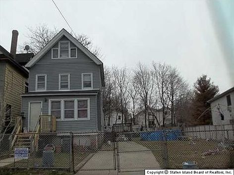 2nd image of 20 Grandview Ave