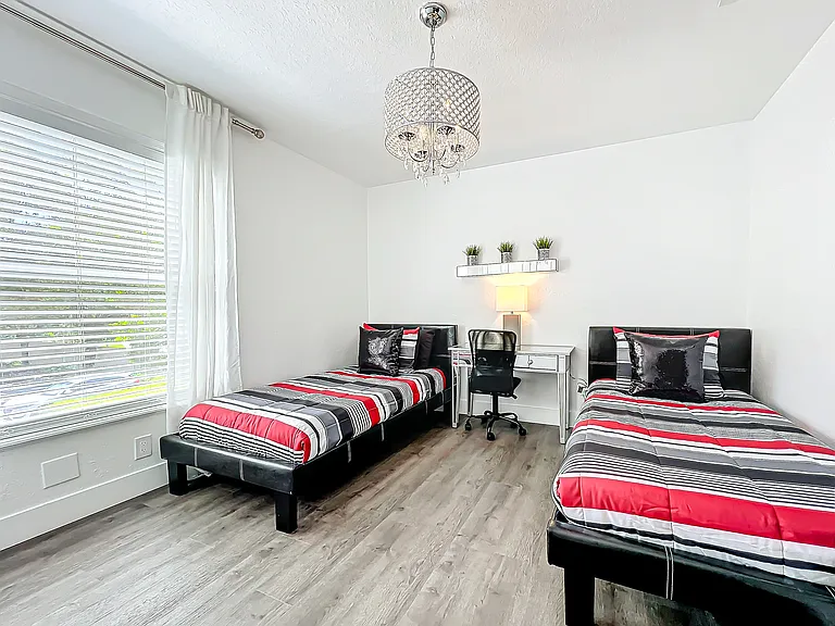 7520 Seurat St #201 — Photo 30