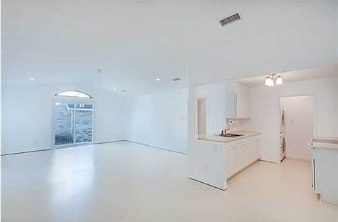 5th image of 5051 Grande Dr APT F8
