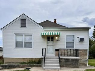 1605 N Cedar St, Rolla, MO 65401