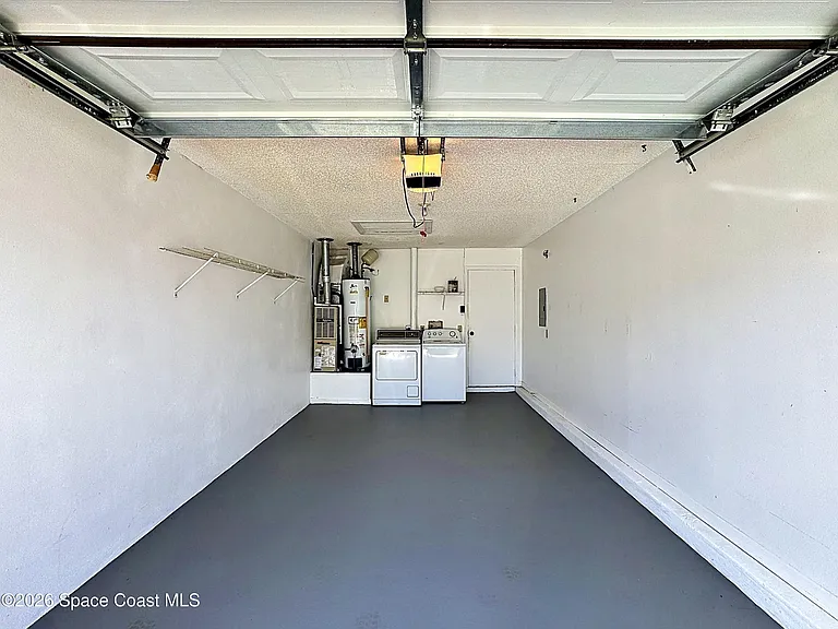 48 Bogart Pl — Photo 25