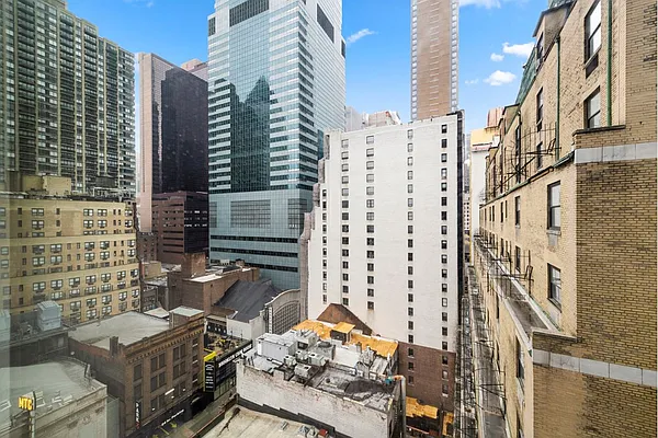 Rented by Corcoran | media 15