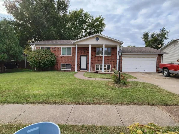 4127 Fuller Ln, Bridgeton, MO 63044