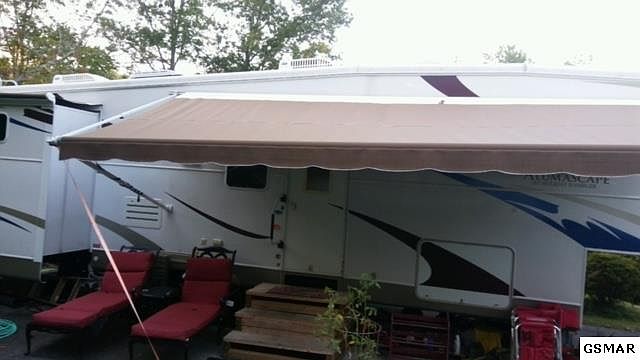 1st image of 4223 E Parkway Unit 82