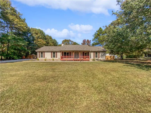 128 Libby Ln, Stockbridge, GA 30281