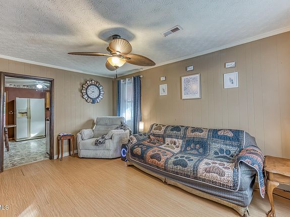 5th image of 2106 Millye St