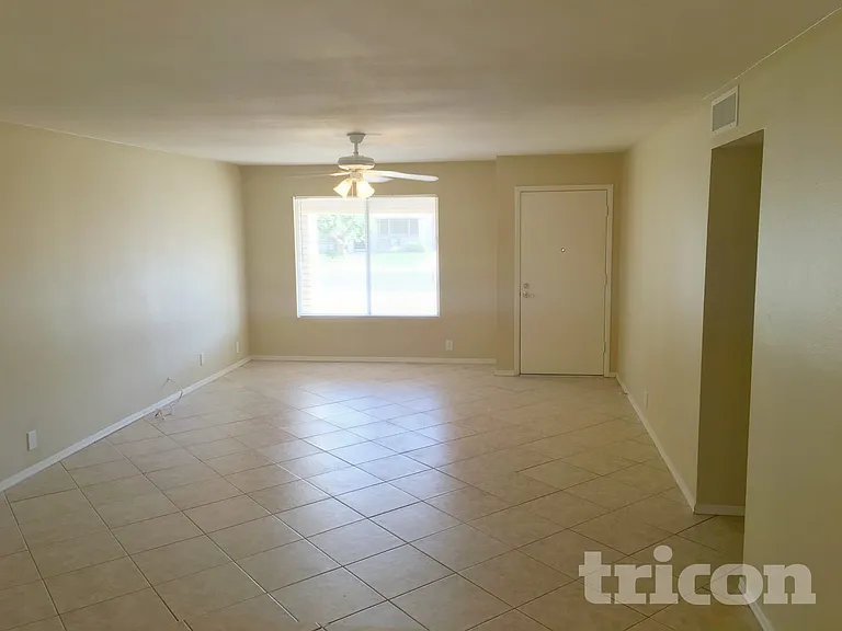 7334 W Carol Ave — Photo 21