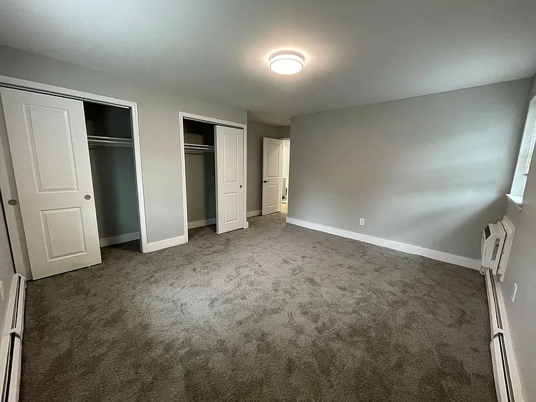 730 Main Street — Photo 8