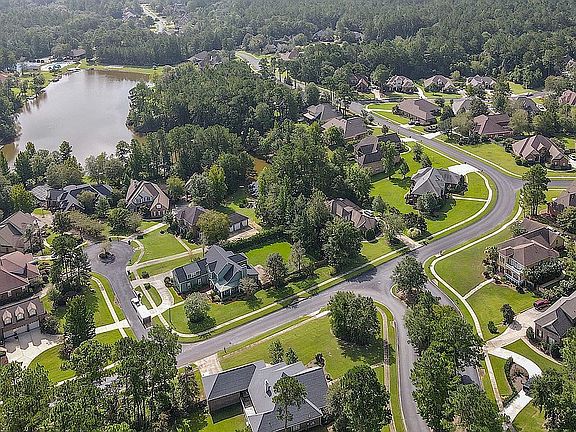 Stunning Stillwater Living